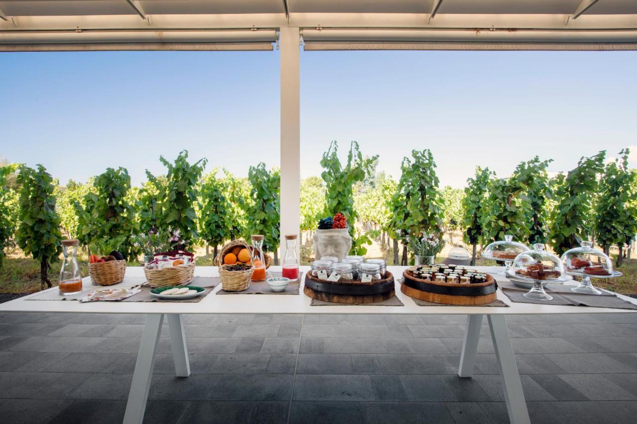Tenuta Di Castellaro Winery & Resort 리파리 외부 사진