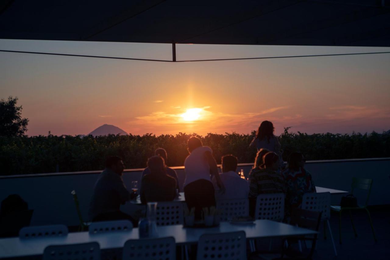 Tenuta Di Castellaro Winery & Resort 리파리 외부 사진