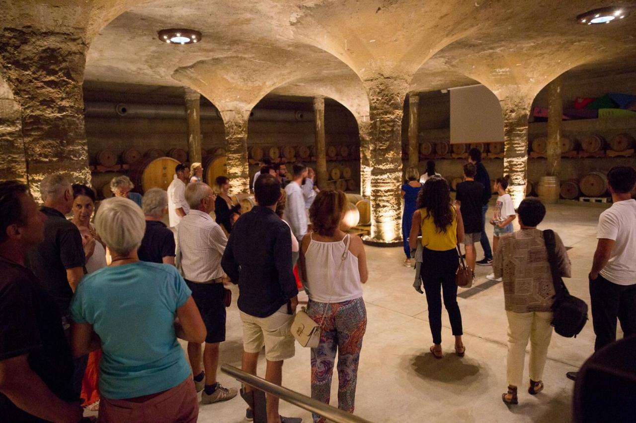 Tenuta Di Castellaro Winery & Resort 리파리 외부 사진